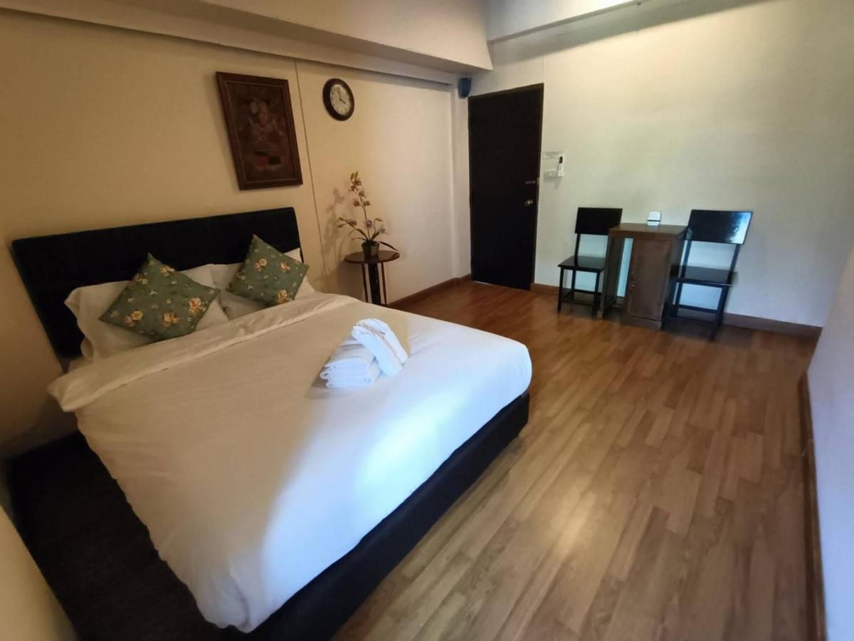 Soft Night Barzaar Chiang Mai Exterior foto